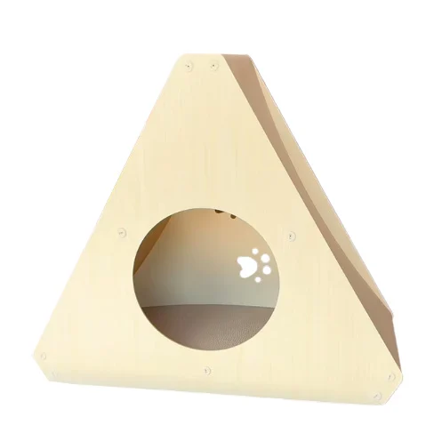 Triangle-shaped cat scratcher from our supplier range